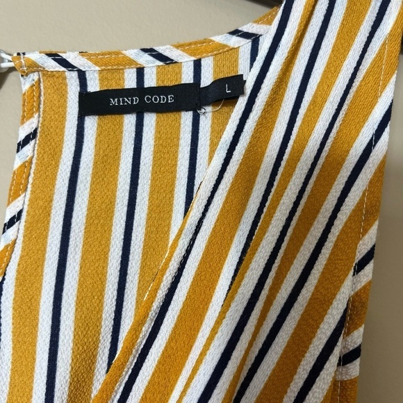 MIND CODE Yellow Striped Sleeveless Wide Leg Jumpsuit Tie Waist Size Large - Picture 3 of 9